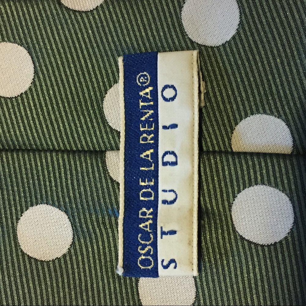 Oscar De La Renta Men’s Green & Cream Polka Dot Necktie - Picture 3 of 3